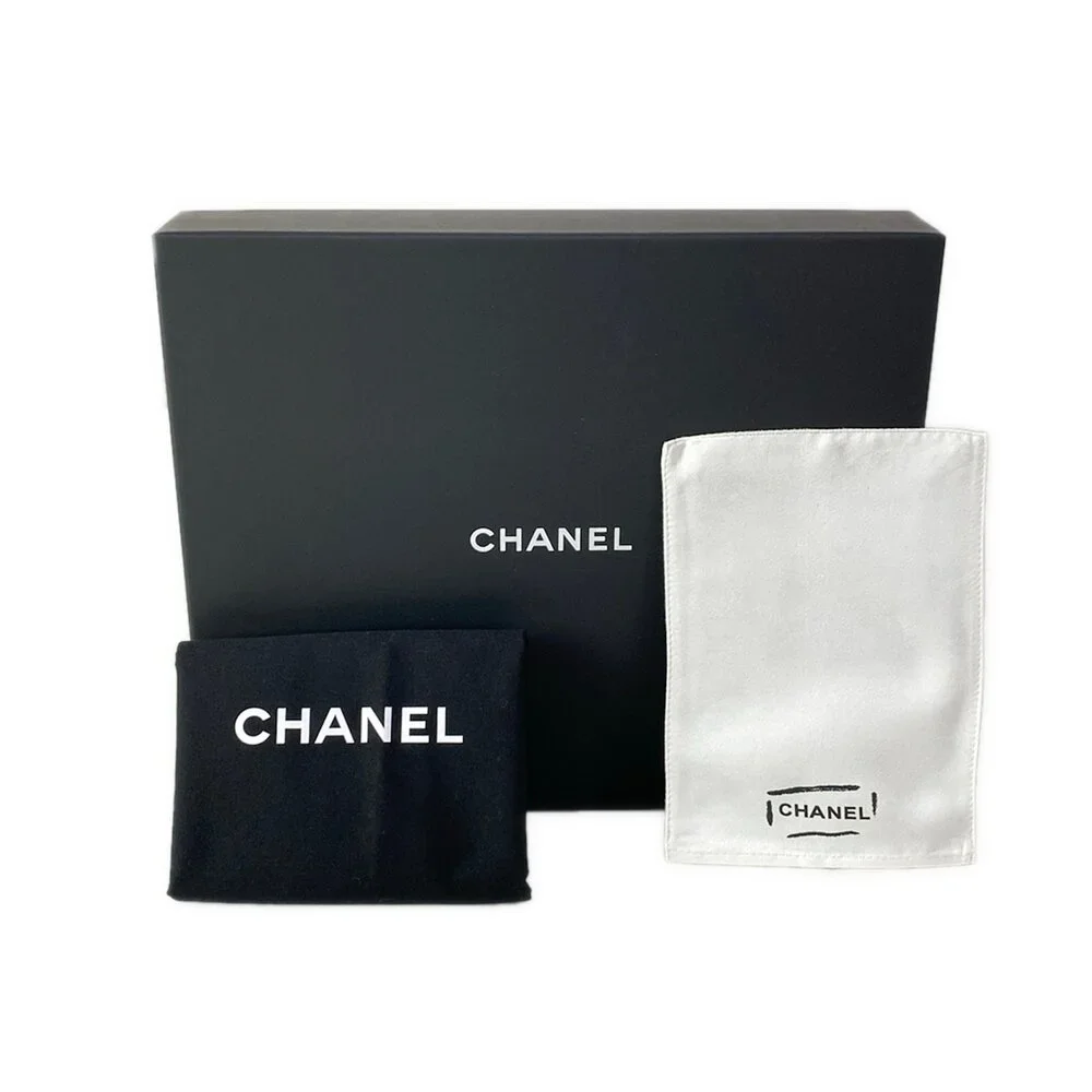 Chanel 22 mini handbag AS3980